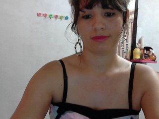 Live sex webcam photo for shairaangel #131672323