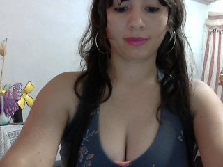 Live sex webcam photo for shairaangel #133369524