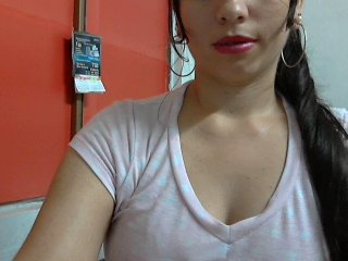 Live sex webcam photo for shairaangel #144451961