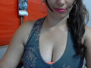 Live sex webcam photo for shairaangel #147919877