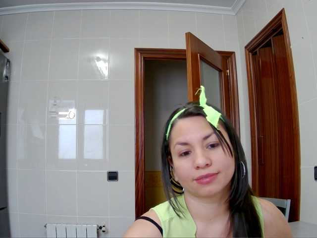 Live sex webcam photo for shairaangel #272343744