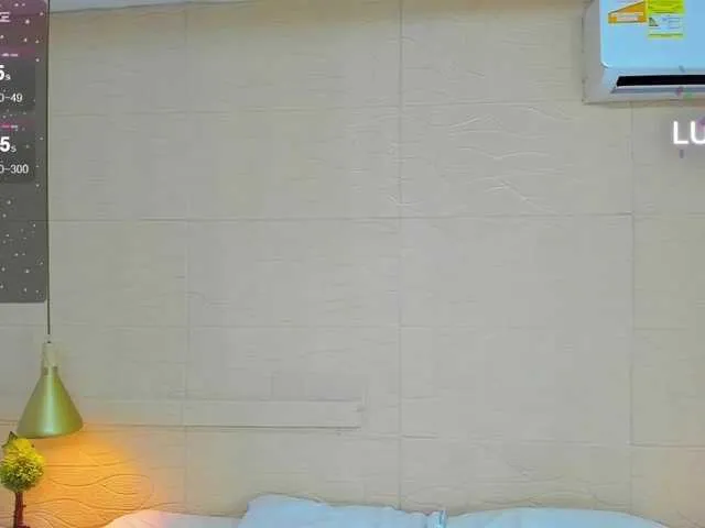 Live sex webcam photo for shamira-moore #277458892