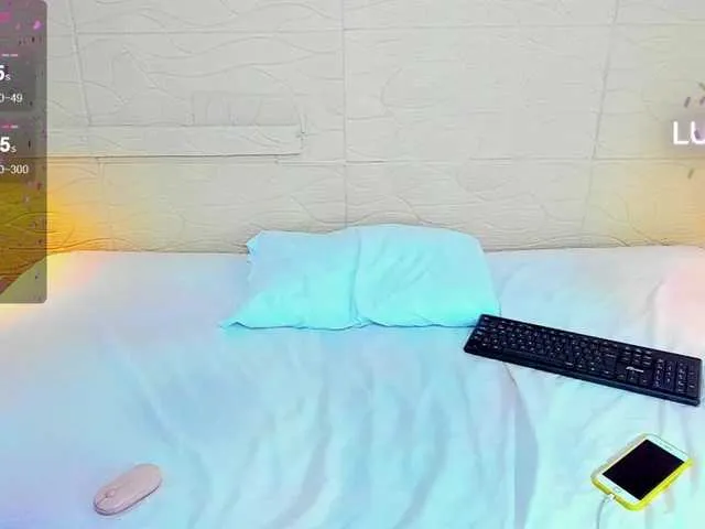 Live sex webcam photo for shamira-moore #277545231