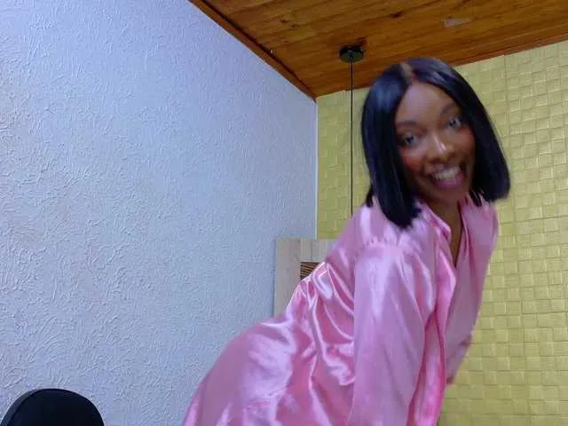 Live sex webcam photo for shamira-moore #290243661