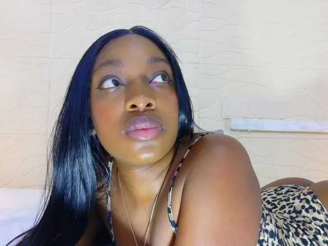 Live sex webcam photo for shamira-moore #291242115