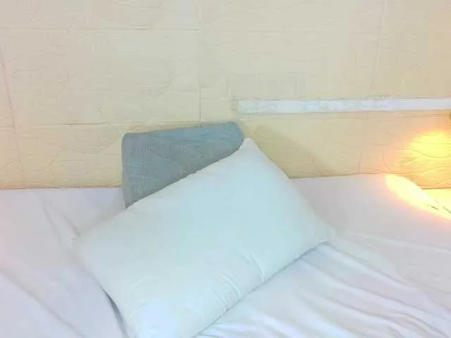 Live sex webcam photo for shamira-moore #291543420