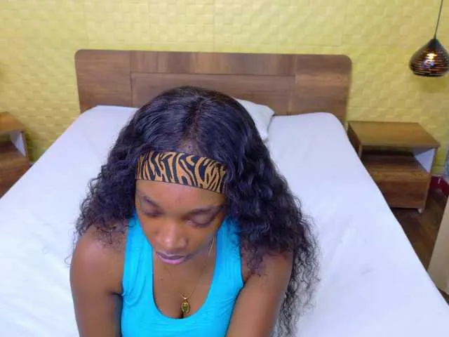 Live sex webcam photo for shamira-moore #291596520