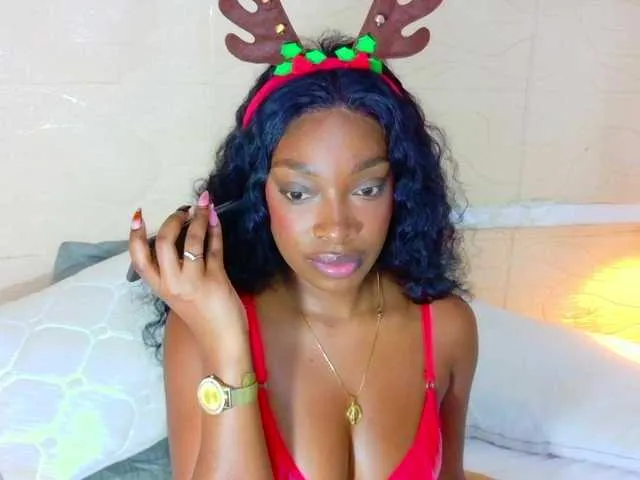 Live sex webcam photo for shamira-moore #292540195
