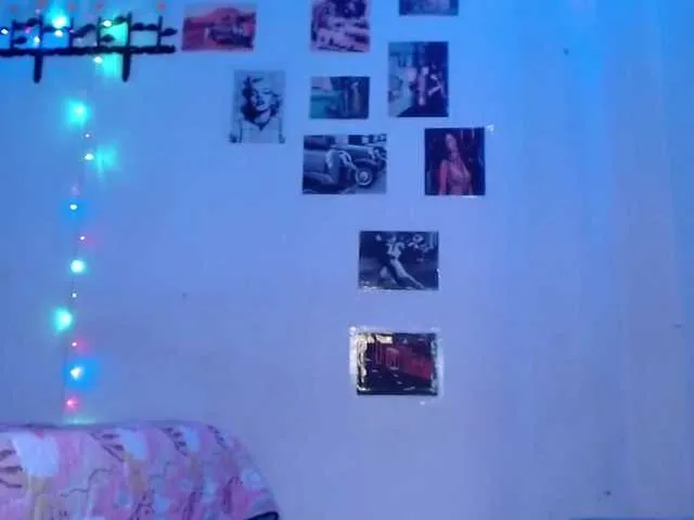 Live sex webcam photo for shane-brooke #274595739