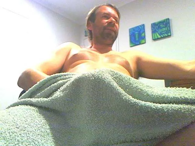 Live sex webcam photo for shane42-1 #276087627