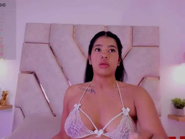 Live sex webcam photo for shannon-Purser #276326824