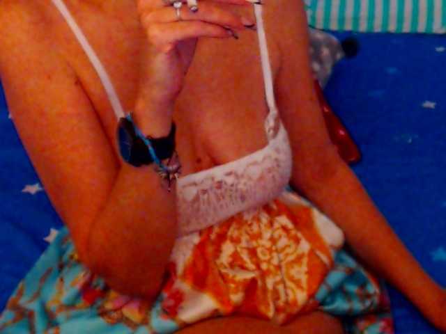 Live sex webcam photo for shannon4u #287962909