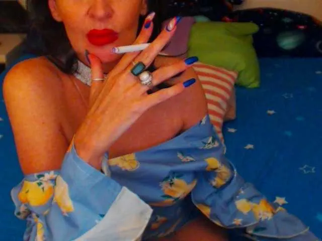 Live sex webcam photo for shannon4u #287963017