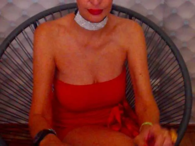 Live sex webcam photo for shannon4u #287963028