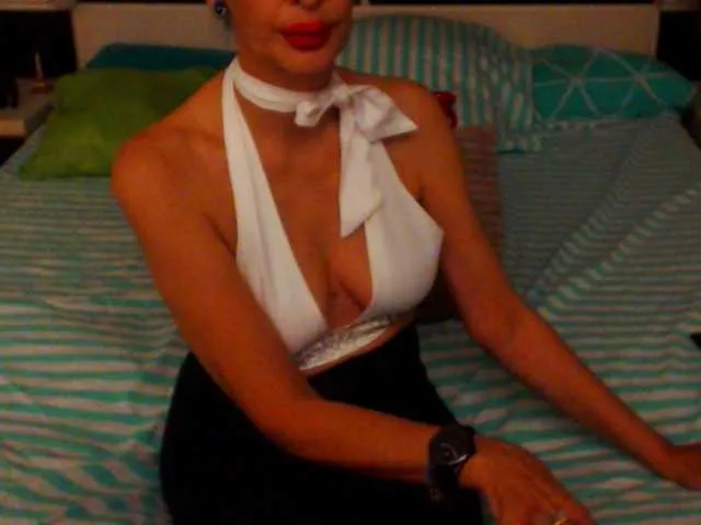 Live sex webcam photo for shannon4u #287963053