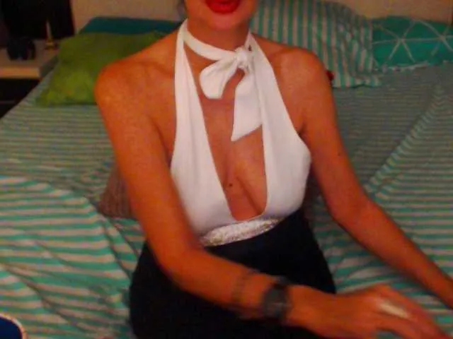 Live sex webcam photo for shannon4u #287963054