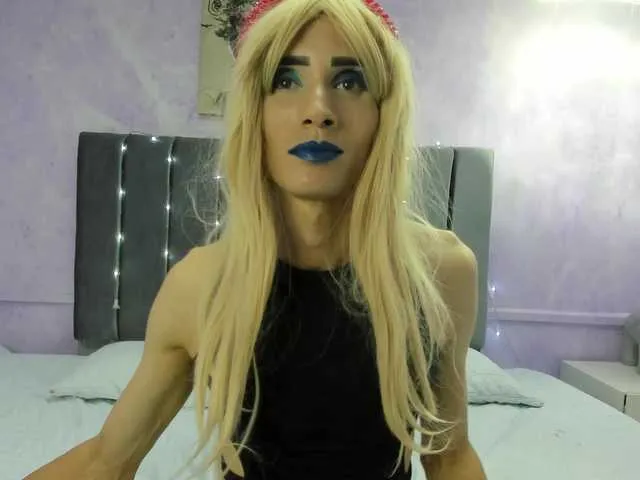 Live sex webcam photo for shantalanastasiia #291721862