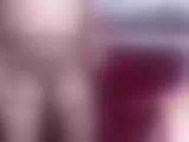Live sex webcam photo for shantallparis #274653537