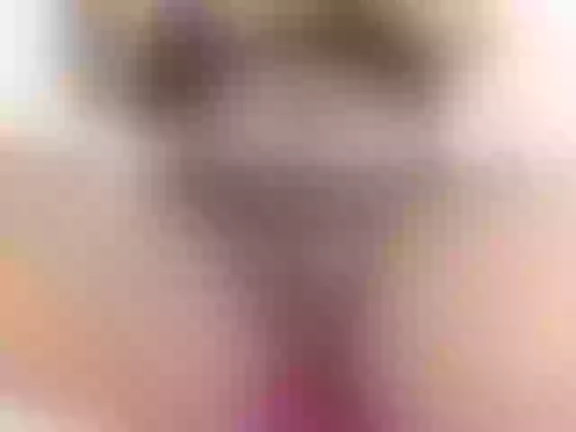 Live sex webcam photo for shantallwolf #274663618