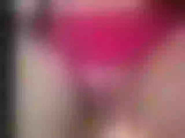 Live sex webcam photo for shantallwolf #275567677