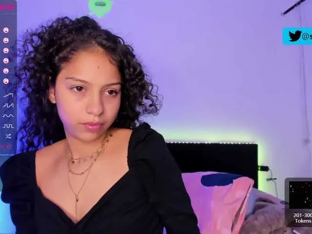 Live sex webcam photo for sharadreams #271878889