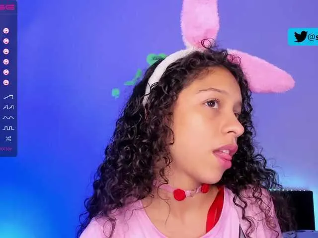 Live sex webcam photo for sharadreams #272051458