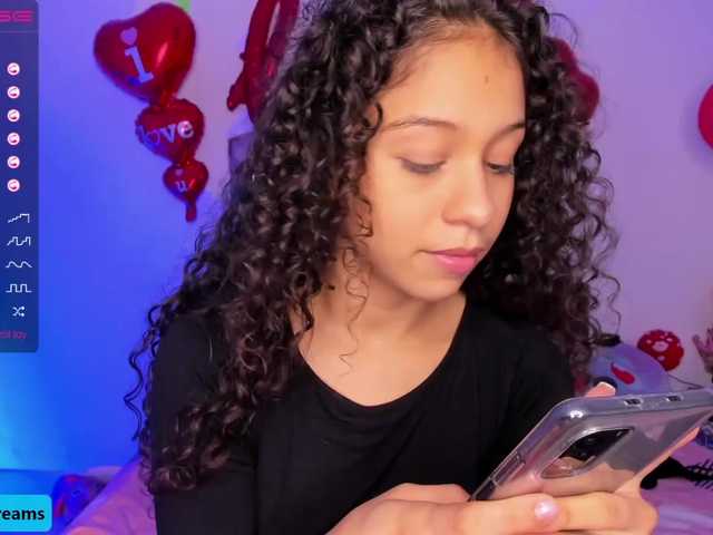 Live sex webcam photo for sharadreams #272561762