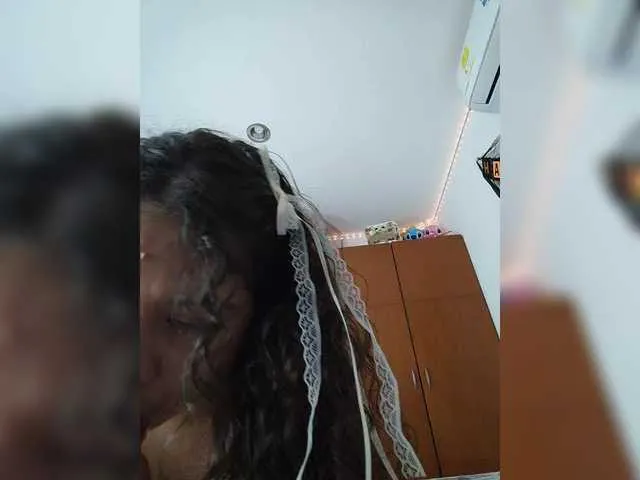 Live sex webcam photo for sharadreams #292146503