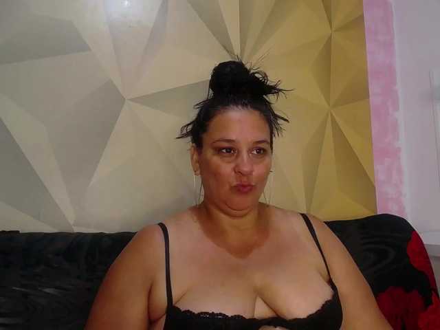 Live sex webcam photo for sharlott-bbw #273321263