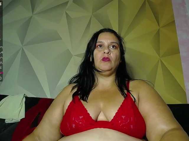 Live sex webcam photo for sharlott-bbw #273422367