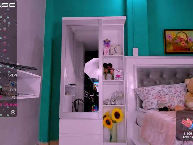 Live sex webcam photo for sharonDulce #272486605