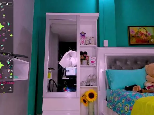 Live sex webcam photo for sharonDulce #272904151