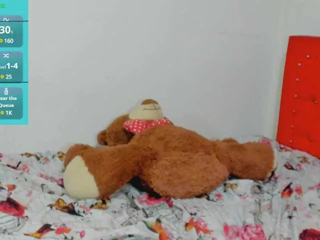 Live sex webcam photo for sharoncute1 #290303986