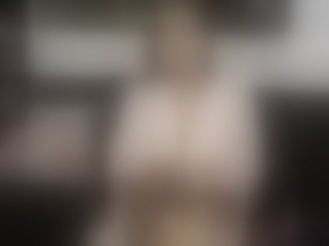 Live sex webcam photo for sharoncute1 #293951417