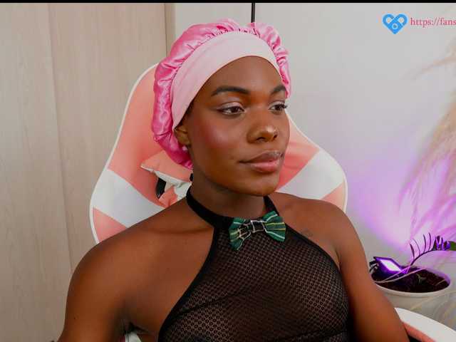 Live sex webcam photo for sharongrown #291623810