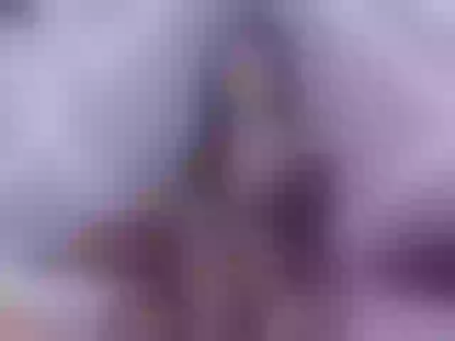Live sex webcam photo for shayna-11 #272309087
