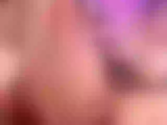 Live sex webcam photo for shaynamanson #277638008