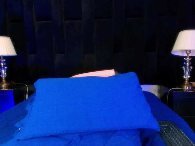 Live sex webcam photo for shels-loreds #290291728
