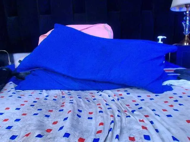 Live sex webcam photo for shels-loreds #290433801