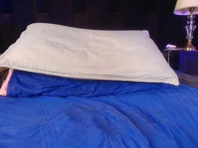 Live sex webcam photo for shels-loreds #290460383