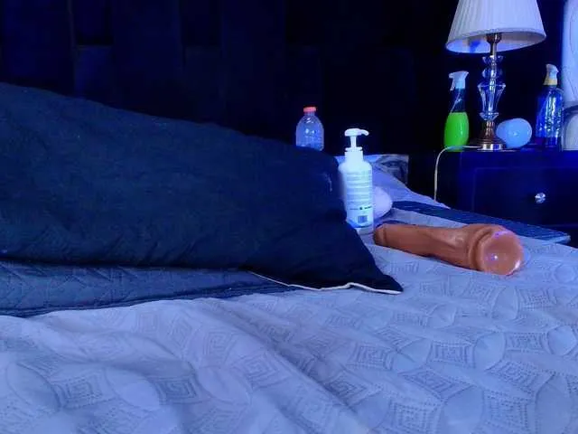 Live sex webcam photo for shels-loreds #290630546