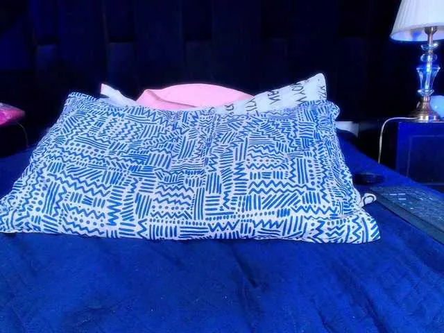 Live sex webcam photo for shels-loreds #290661150