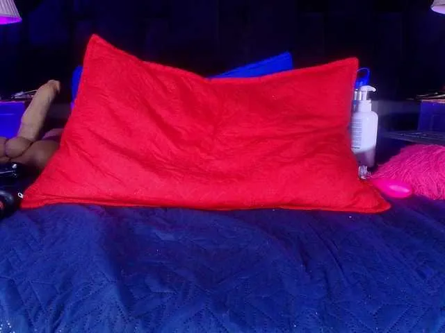 Live sex webcam photo for shels-loreds #290848833