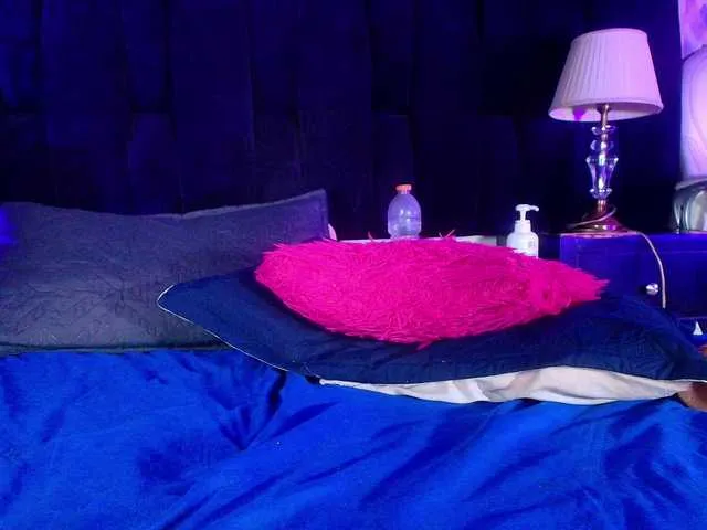Live sex webcam photo for shels-loreds #291022683