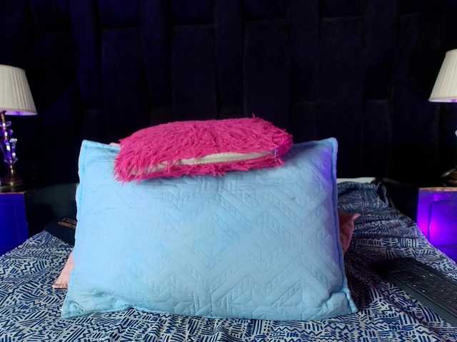 Live sex webcam photo for shels-loreds #291159756