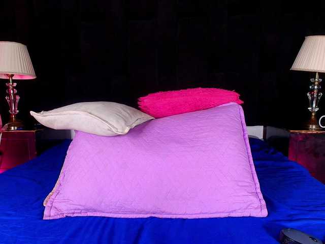 Live sex webcam photo for shels-loreds #291662133