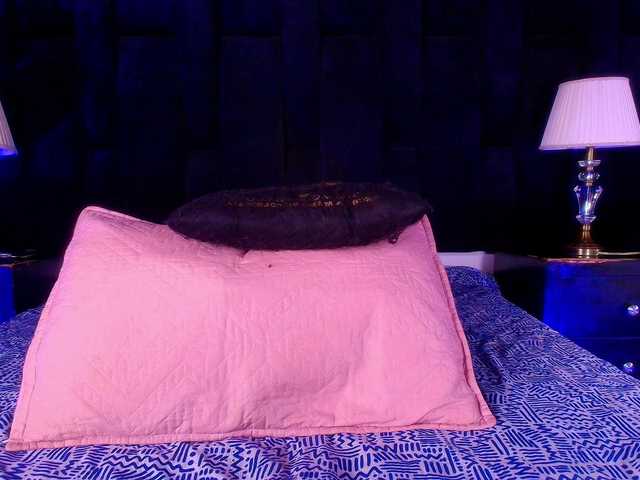 Live sex webcam photo for shels-loreds #291783515