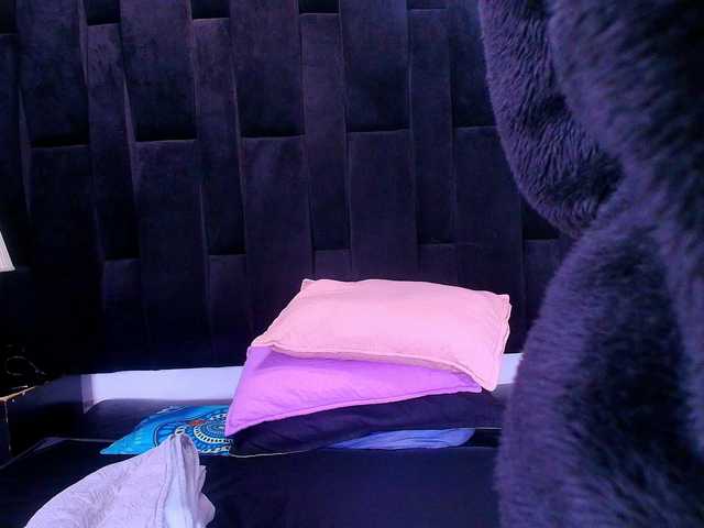 Live sex webcam photo for shels-loreds #291960861