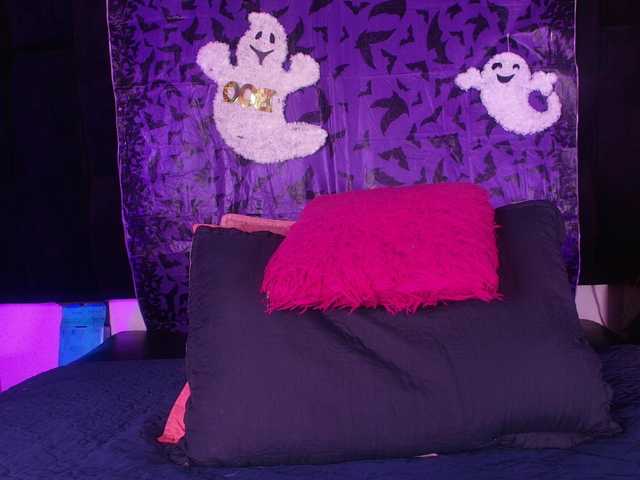 Live sex webcam photo for shels-loreds #292189374