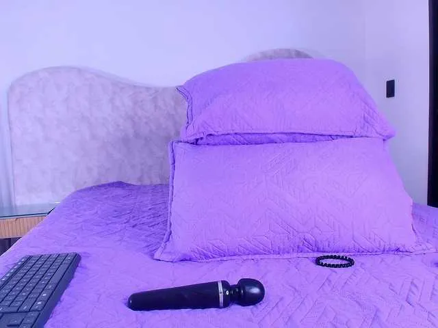 Live sex webcam photo for shels-loreds #292340487